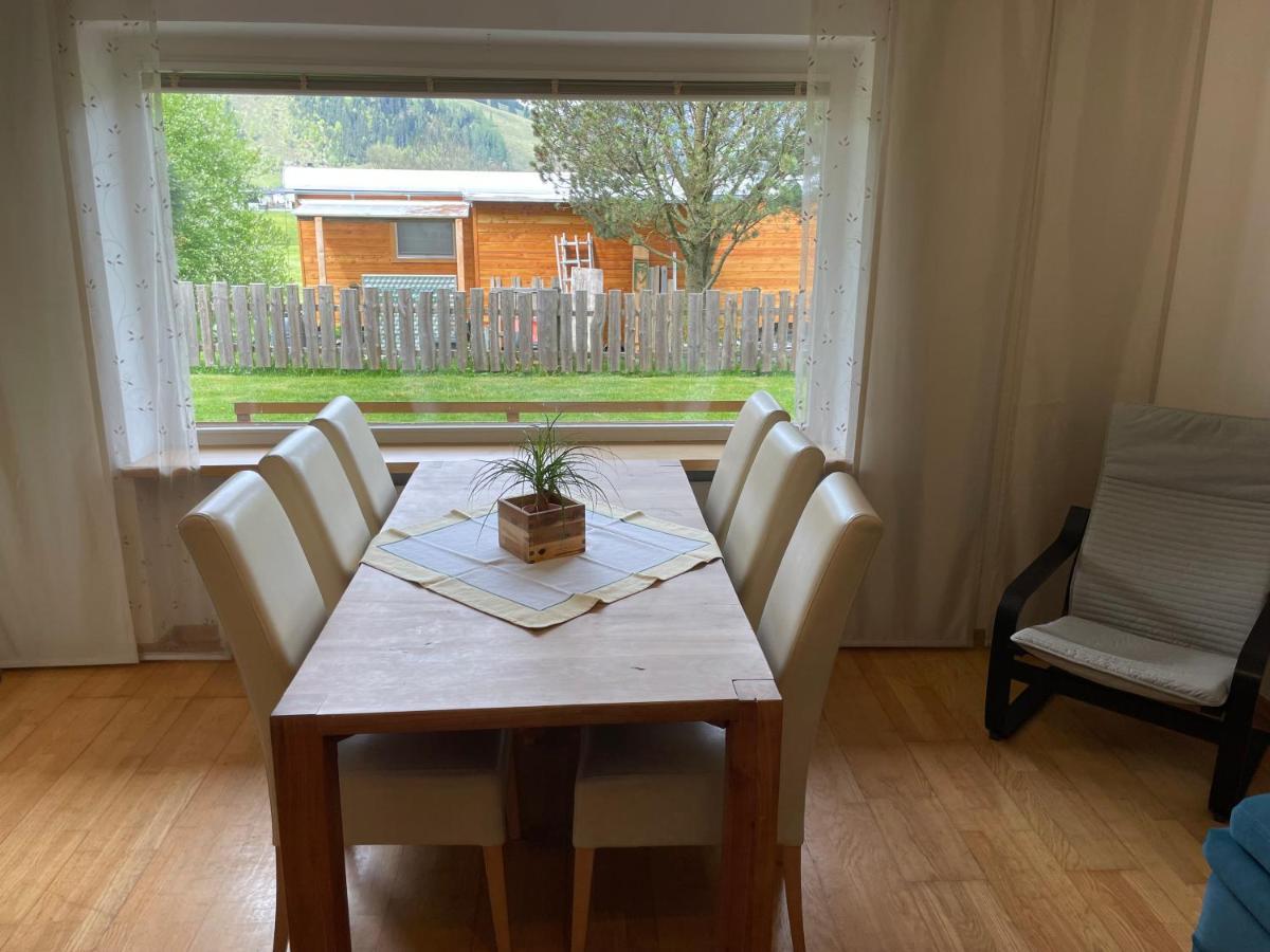 Ferienwohnung Maxi Maishofen Bagian luar foto